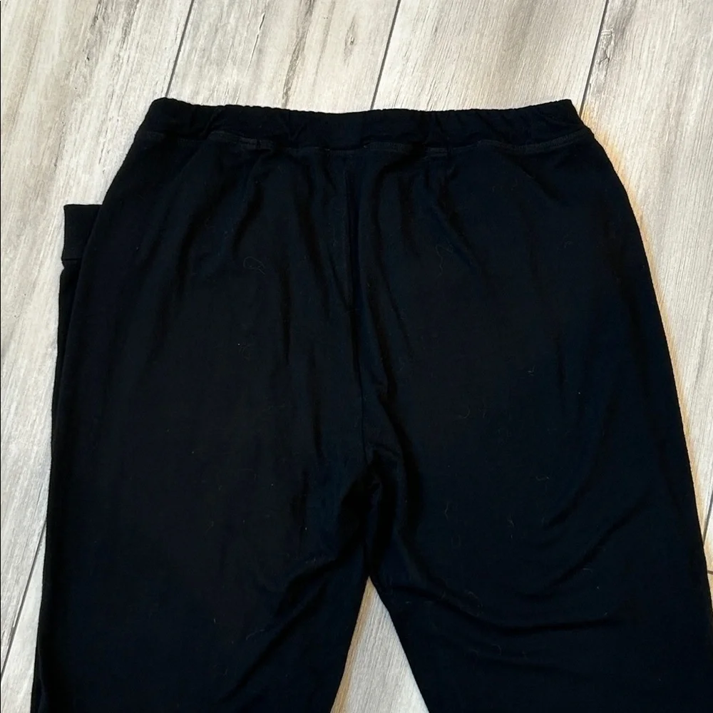 Eileen Fisher black viscose cuffed pull on pants size XS